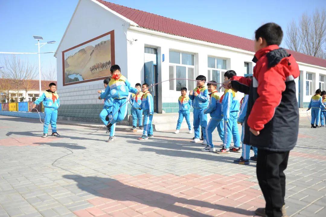 扎鲁特旗小学未来发展规划展望